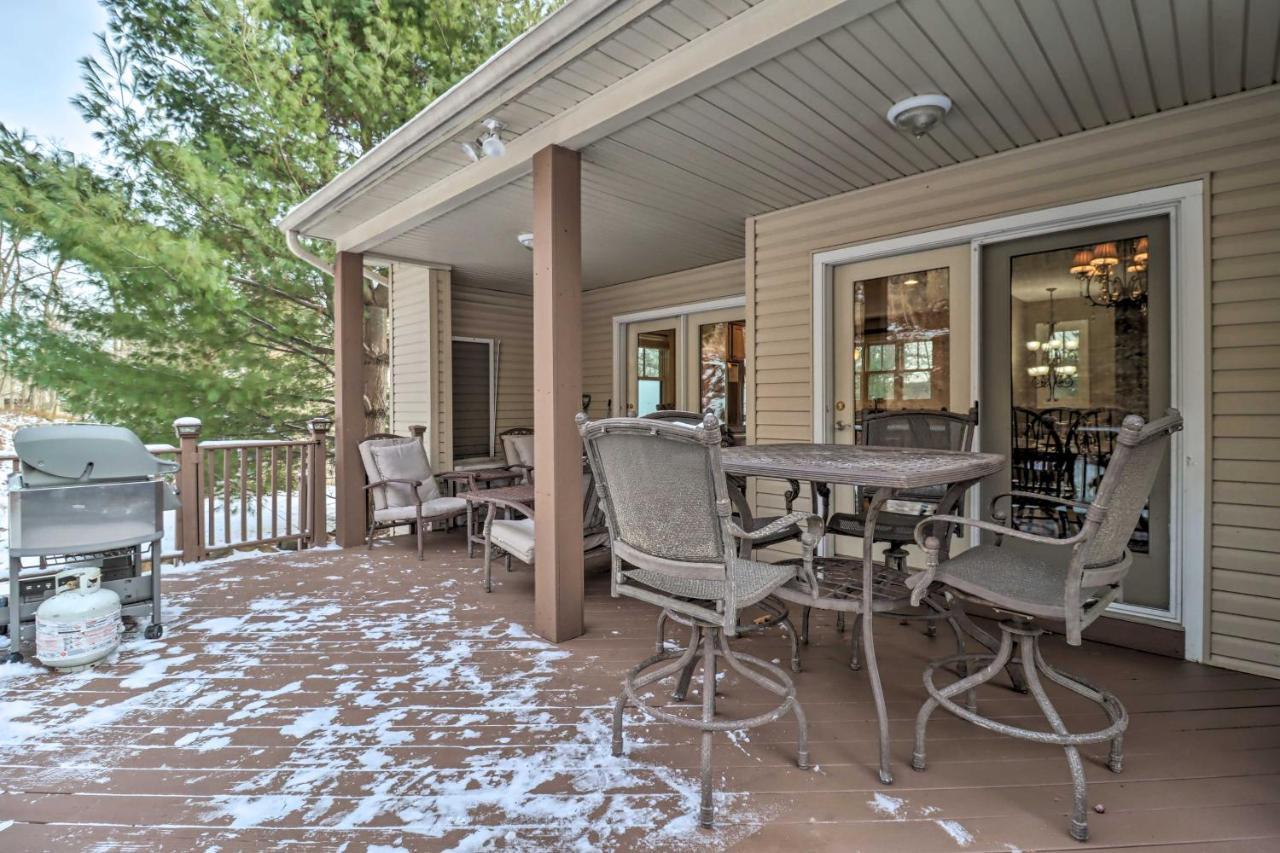 Lake Harmony Home With Hot Tub Less Than Half Mi To Ski! المظهر الخارجي الصورة
